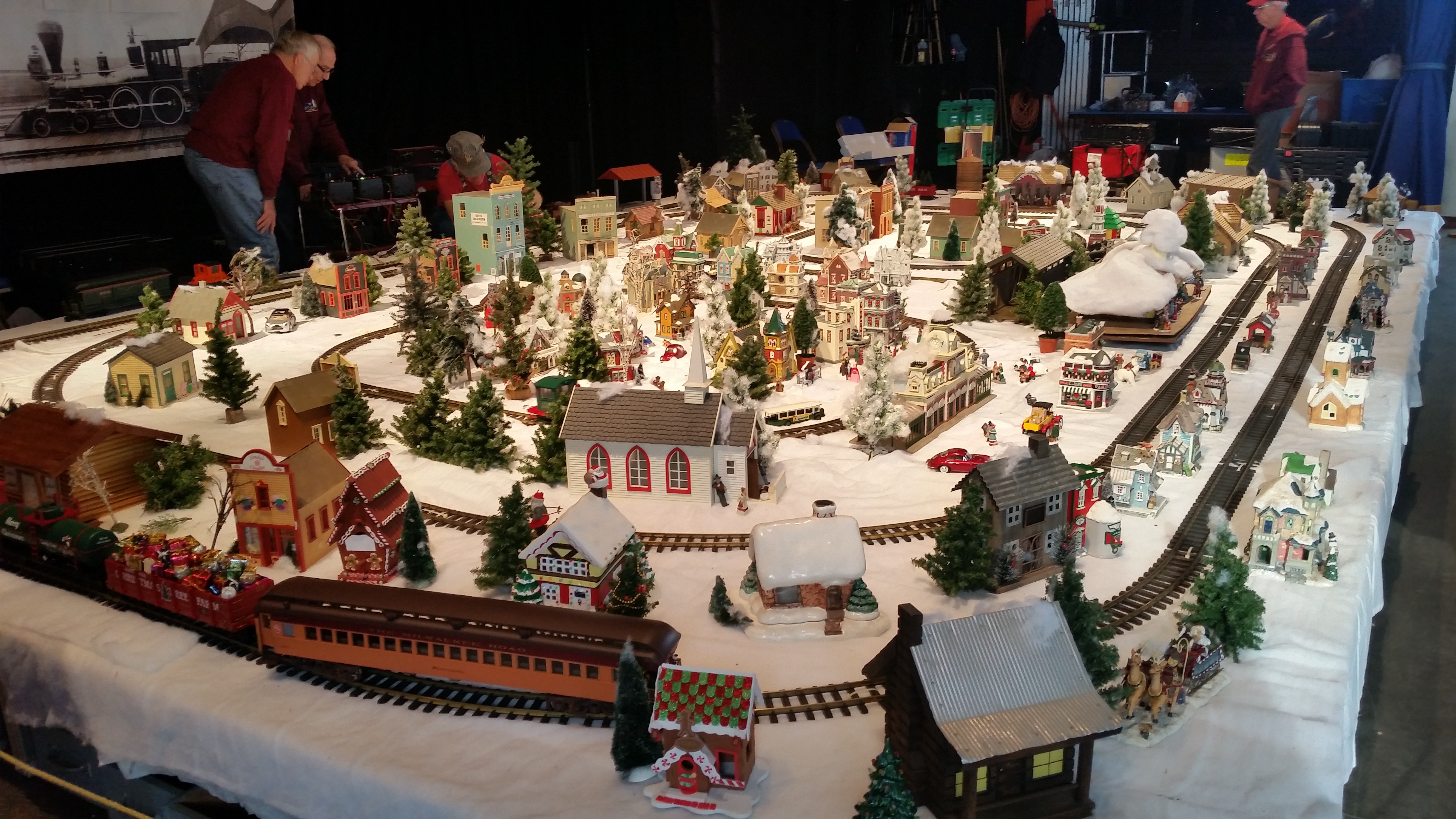 Holiday Train Show Coming to Music Pier Fox Real Estate