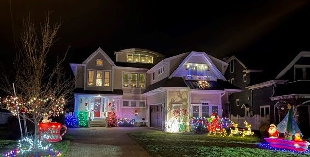 Ocean City to Sponsor Holiday House Decorating Contest