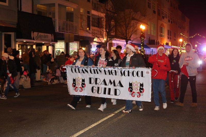 Crowds Enjoy Ocean City Christmas Parade Fox Real Estate