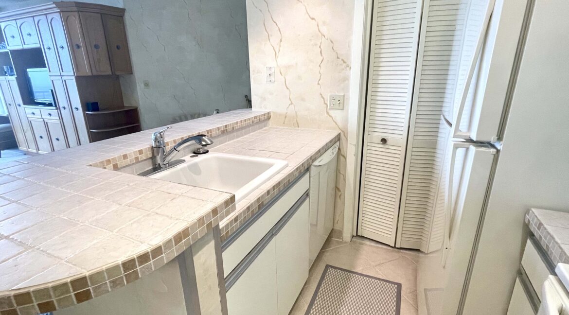 5 Kitchen